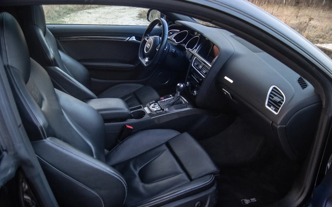 Audi S5 cena 95000 przebieg: 95000, rok produkcji 2016 z Kobyłka małe 46